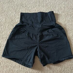 Black maternity shorts